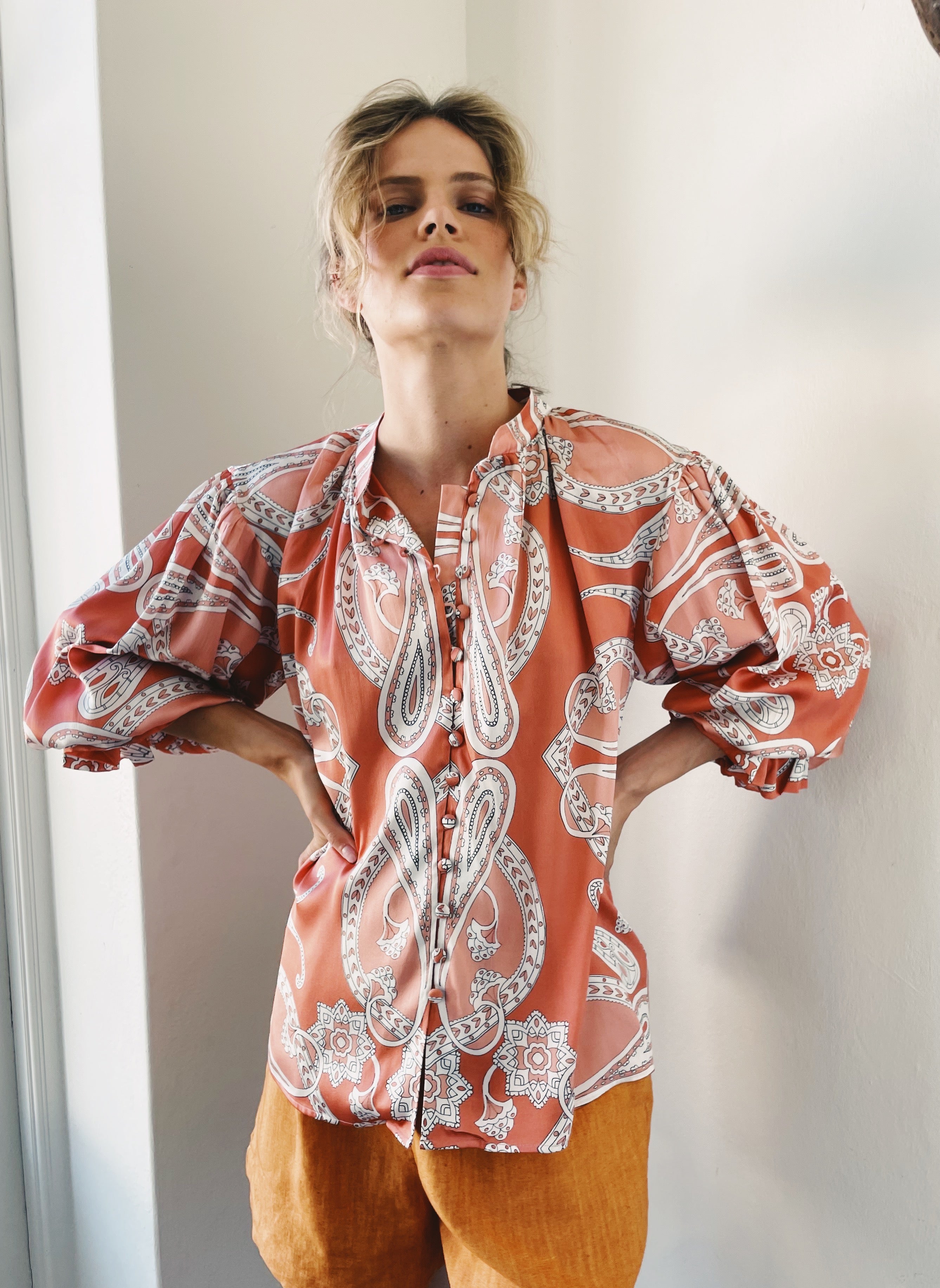 Amalfi Blouse | Caramel Paisley