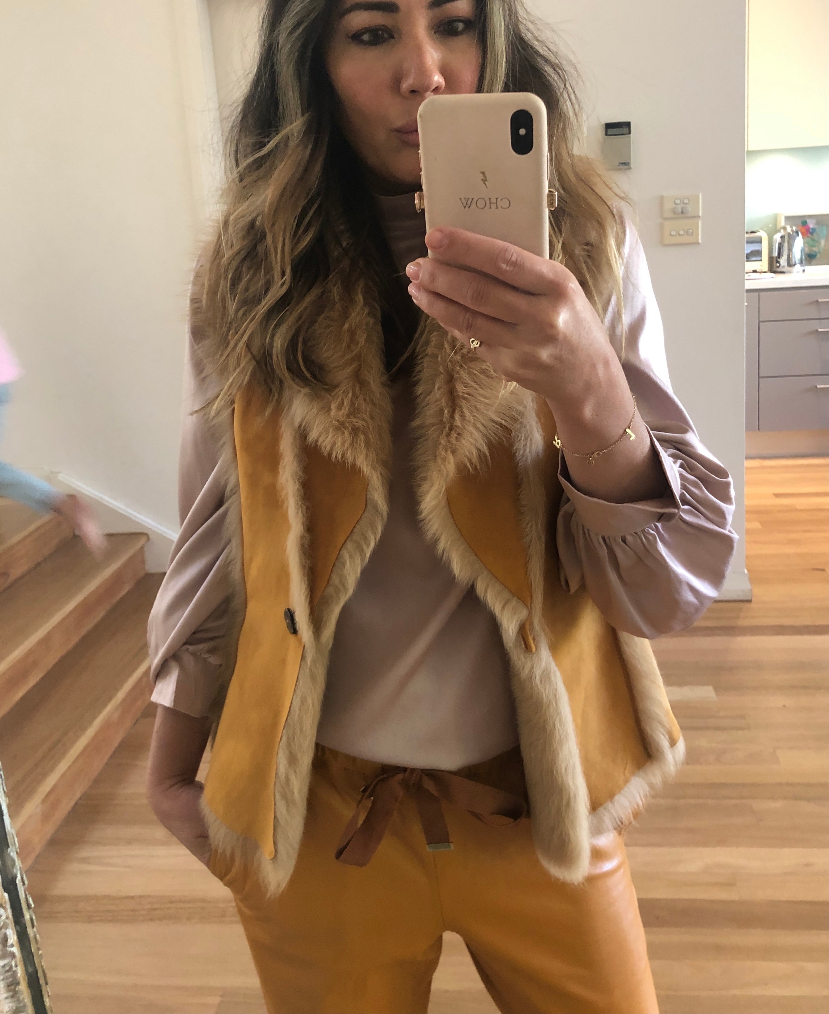 Toscana Shearling Gilet Vest in Caramel